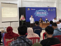Cegah Penimbunan, Pemkot Surabaya Gelar Sosialisasi Harga Jual Beras Bulog ke Pedagang