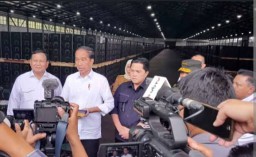 Jokowi Klaim Kendaraan Tempur di Pindad Bandung Berkembang Pesat