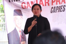 Soal Pemecatan Gibran, Puan: Emang Harus?