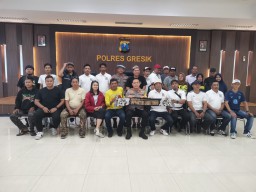 Bentrok Lawan Aparat, Suporter Ultrasmania Minta Maaf ke Polres Gresik