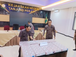 Tersangka Kredit Macet Bank Jatim Kembalikan Uang Rp 7,55 Miliar