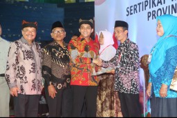 Program PTSL, 500 Warga Banyuwangi Terima Sertifikat Tanah