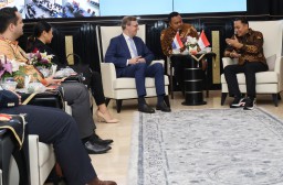 Surabaya Siap Jalin Sister City dengan Kota di Belanda