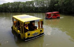 Pengunjung Wajib Beli Tiket Masuk Romokalisari Adventure Land dan KRM di Surabaya