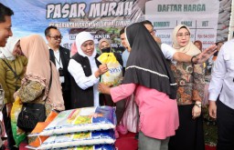 Program Andalan Khofifah Belum Mampu Tekan Inflasi Jatim Capai 2,92 Persen