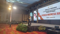 Prabowo Ogah Ikuti Mahfud MD Mundur dari Jabatan Menteri 