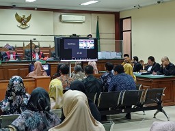 Baca juga : Puluhan Pegawai Bersaksi Dalam Sidang Pemotongan Insentif BPPD Sidoarjo
