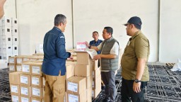 KPU Jatim Target Distribusi Logistik Pilkada ke Kecamatan Tuntas Pekan Depan