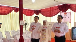 Baca juga : Optimis Menang Pilgub Jatim, Khofifah Minta Relawan Kawal Suara Hingga Tingkat TPS