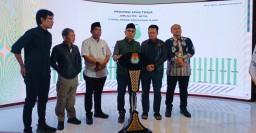 347 TPS Belum Kirim Data C Hasil Pilkada 2024 ke Data Center KPU Jatim
