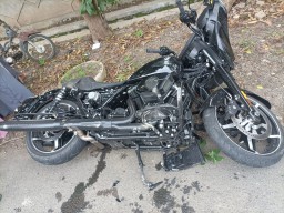 Baca juga : Bendum Partai Demokrat Renville Antonio Meninggal Dalam Kecelakaan di Situbondo