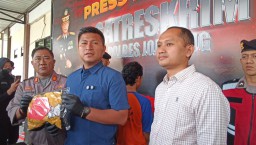 Baca juga : Seorang Pemuda di Jombang Tega Cabuli Adik Kandung Selama 6 Tahun