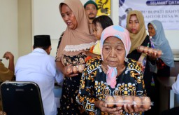 Inovasi Dana Desa di Banyuwangi: Jadi Program Peternakan Ayam Pengentas Stunting dan Kemiskinan