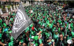 Baca juga : Warga Surabaya Diimbau Hindari Titik Kumpul Ojol Agar Tidak Terjebak Macet