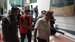 Kejaksaan Tahan Eks Pejabat Dinas PU Surabaya Kasus Gratifikasi Proyek Rp3,6 Miliar