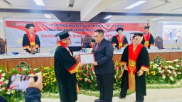 Kombes Erwin Raih Doktor Hukum Kesehatan, Gagas Reformasi Pimpinan Rumah Sakit