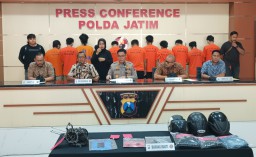 Polda Jatim Tangkap Sindikat Curanmor Satu Keluarga: Amankan 17 Motor dan Mobil