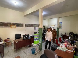 Wali Kota Surabaya Murka Ada Oknum Pegawai Kelurahan Kebraon Pungli