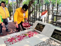 Peringati HUT ke-61: Golkar Jatim Teguhkan Semangat Juang dan Kedekatan dengan Rakyat