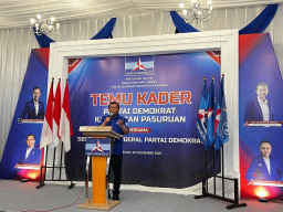 Baca juga : Sekjen Demokrat Herman Khaeron Ajak Kader di Pasuruan 'Sukses Story' Era SBY