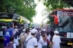 thumbnail Kuota Terbatas! SIER Fasilitasi Mudik Gratis 2026 ke Sejumlah Kota di Jatim dan Jateng