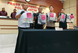Polda Jawa Timur Bongkar Jaringan Mesiu Ilegal, Dua Pemuda Sidoarjo Ditangkap