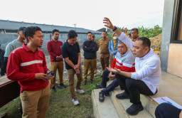 Sidak Proyek Bozem Tanjungsari, Eri Cahyadi Targetkan Kawasan Bebas Banjir November 2026