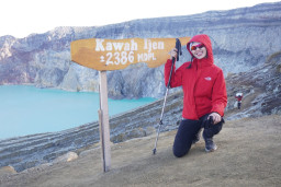 Raline Shah Terpukau Pesona Banyuwangi, Sebut Kawah Ijen dan Budaya Osing Layak Mendunia