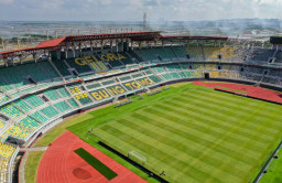 Surabaya Siap Jadi Tuan Rumah Piala Presiden 2026, GBT dan Dua Lapangan Latihan Disiapkan
