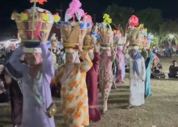 HUT Ke-81 RI di Bawean Dirayakan dengan Molod Jeannah, Warga Hidupkan Kembali Tradisi Maulid Tempo Dulu