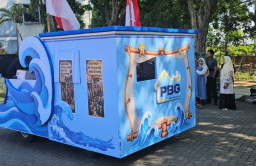 Merdeka Carnival Jadi Panggung Warga Bawean Suarakan Krisis Transportasi Laut yang Lumpuh