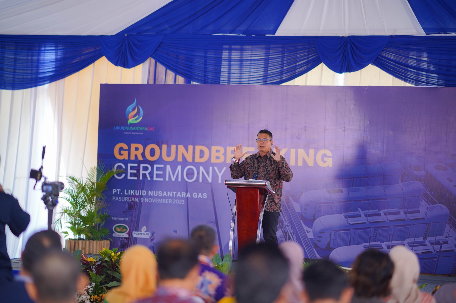 Dirut SIER, Didik Prasetiyono, saat Groundbreaking pembangunan Liquefied Natural Gas (LNG) plant di kawasan industri Pasuruan Industrial Estate Rembang (PIER). (Dok: Humas PT SIER)