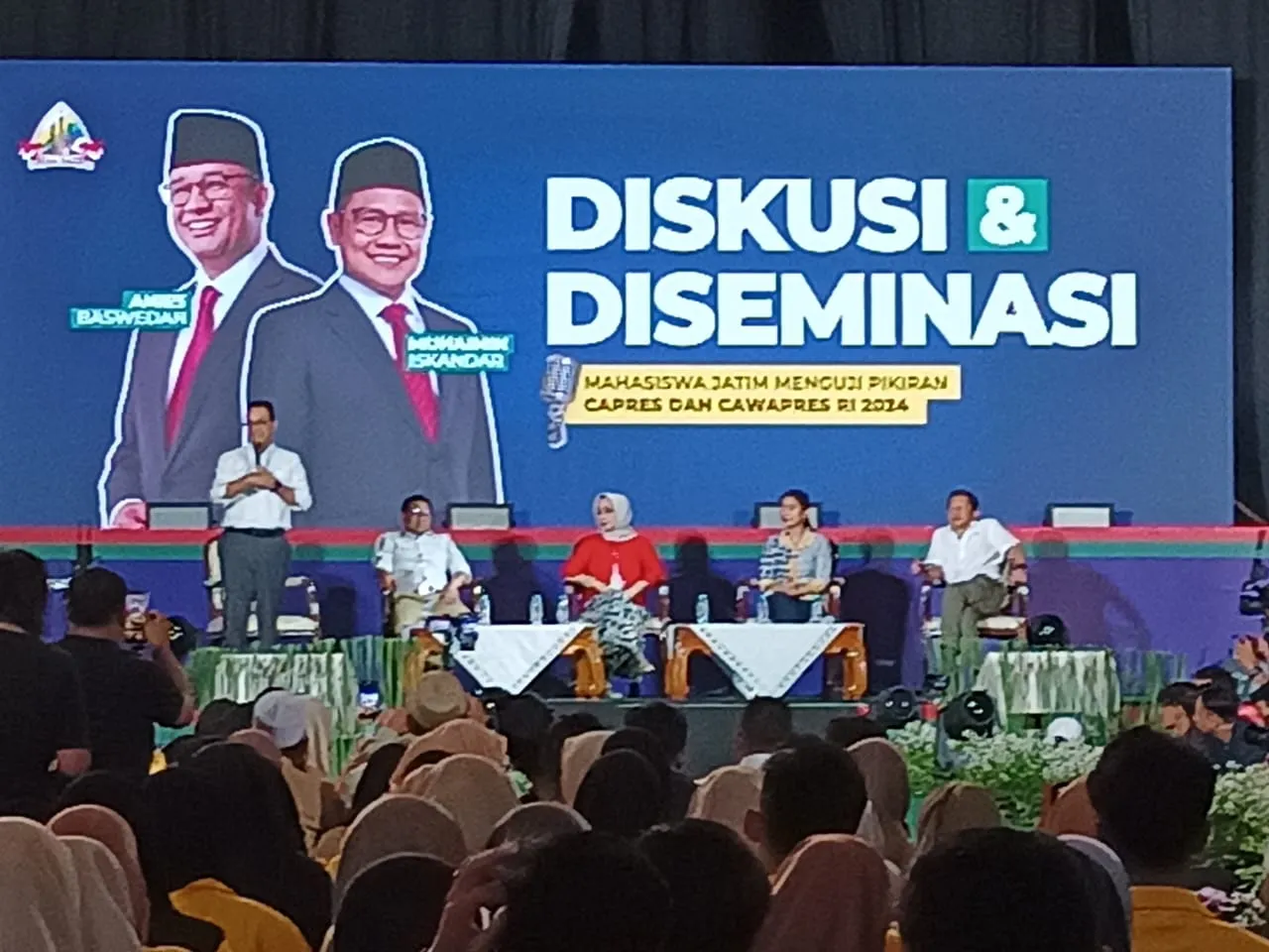 Bantah Hasto, Anies Baswedan Pastikan Tak Ada Komunikasi dengan Tim Ganjar-Mahfud