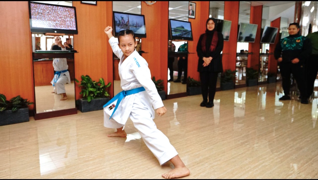 Aldhea Azarina Bharata, siswi asal Banyuwangi mewakili Indonesia kejuaraan International di Portugal. (Dok: Humas Pemkab Banyuwangi)