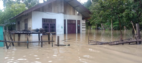 Sebuah rumah di Aceh Barat terendam banjir. (Dok: BPBA Aceh)