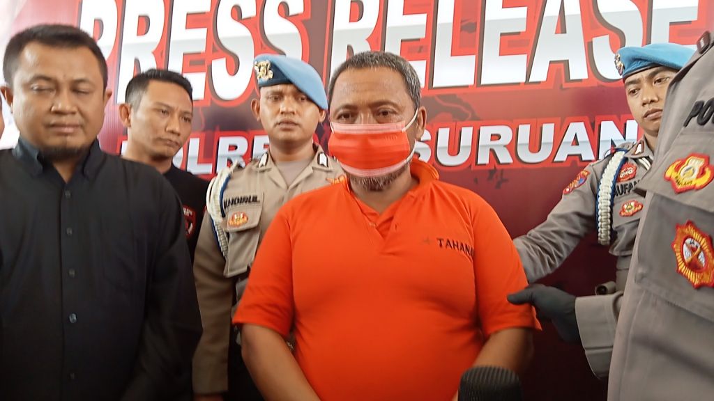 Khoiri, tersanga pembunuhan menantu hamil 7 bulan di Pasuruan. (istimewa)