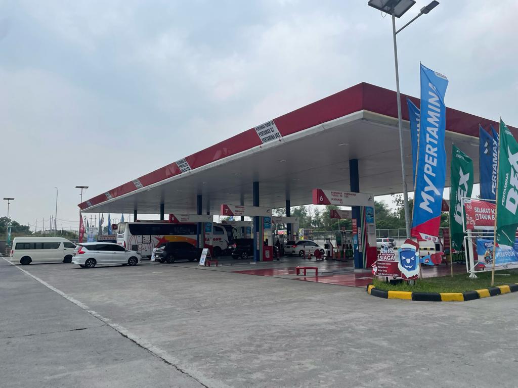 Situasi pengisian BBM di SPBU Mojokerto. (Dok: Humas Pertamina Mor V Jatimbalinus)