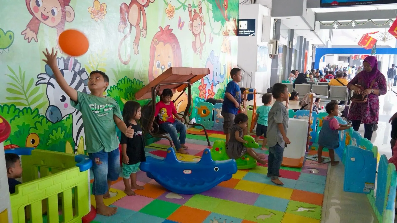 KAI Sediakan Area Bermain Anak di Stasiun Guna Manjakan Penumpang