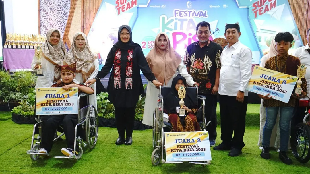 Disabilitas Banyuwangi Unjuk Karya Pada Acara Festival Kita Bisa