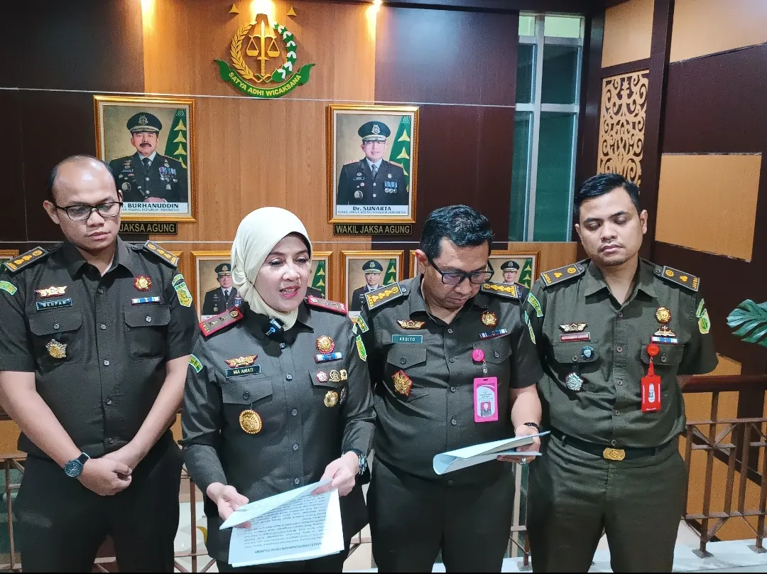 Peringati Hari Anti Korupsi Se- Dunia, Kejati Jatim Tetapkan Tersangka CEO PT TSG Terkait Kasus Korupsi PT INKA