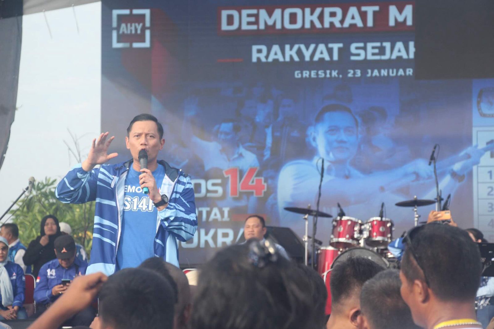 Ketua Umum Partai Demokrat, Agus Harimurti Yudhoyono (AHY), hadiri kampanye akbar di Kabupaten Gresik. (Dok: Humas DPD Demokrat Jatim)