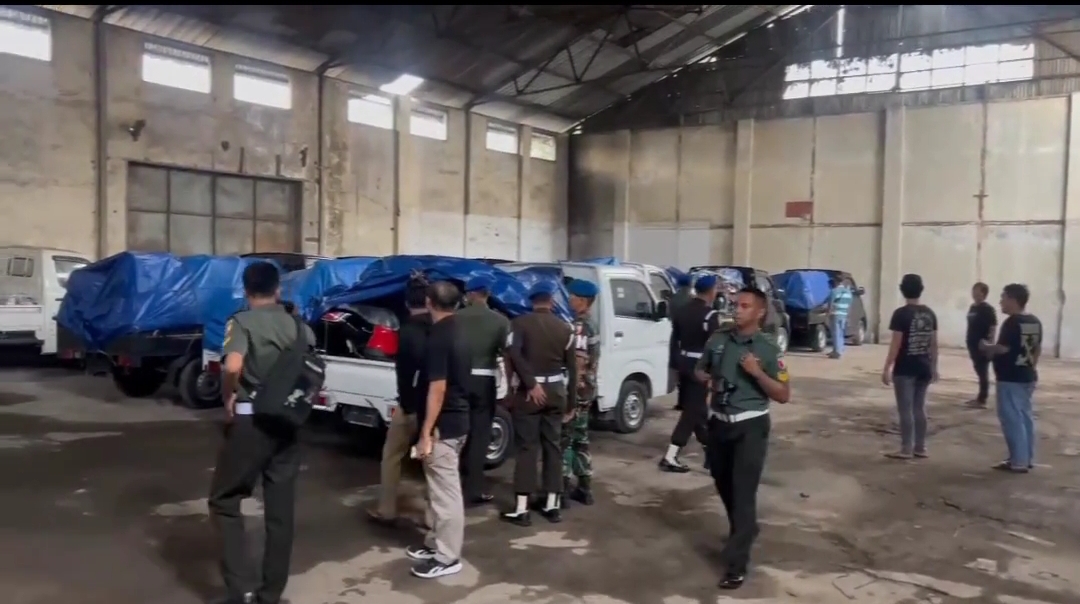 Markas Gudbalkir Pusziad di Buduran sebagai lokasi penampungan kendaraan curian di Kabupaten Sidoarjo, Jawa Timur. (Tangkapan layar video)