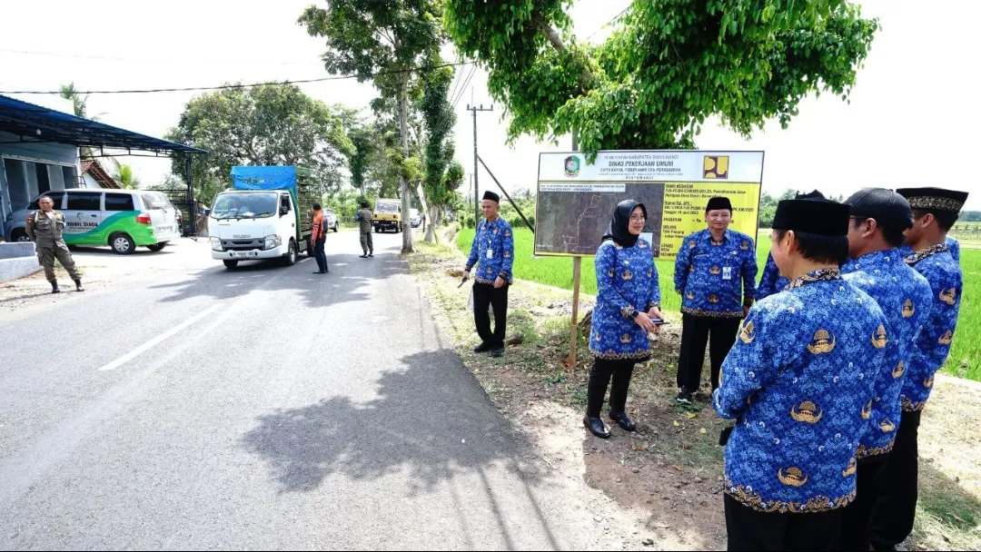 Bupati Ipuk Fokus Pembangunan Infrastruktur Jalan di 2024
