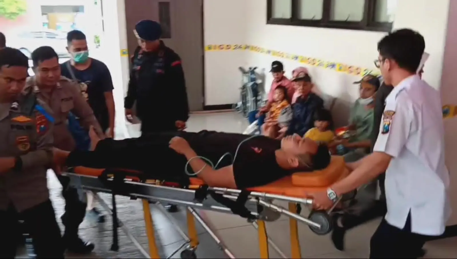 Korban Ledakan di Mako Brimob Polda Jatim Diperbehkan Pulang Meski Alami Trauma