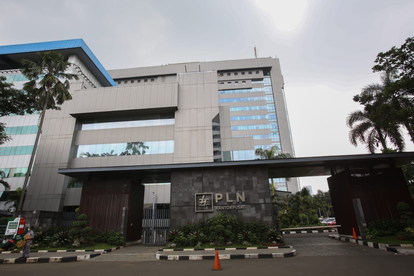 Gedung PLN Kantor Pusat di Kebayoran Baru, Jakarta Selatan. (Dok: Humas PLN UID Jatim)