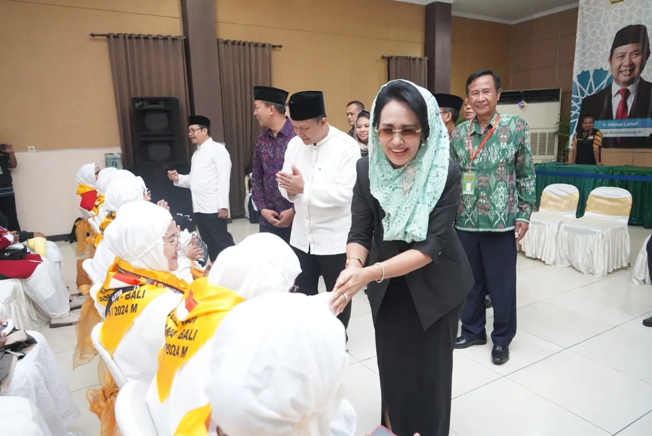715 Calon Haji Asal Bali Akan ke Tanah Suci Melalui Embarkasi Surabaya