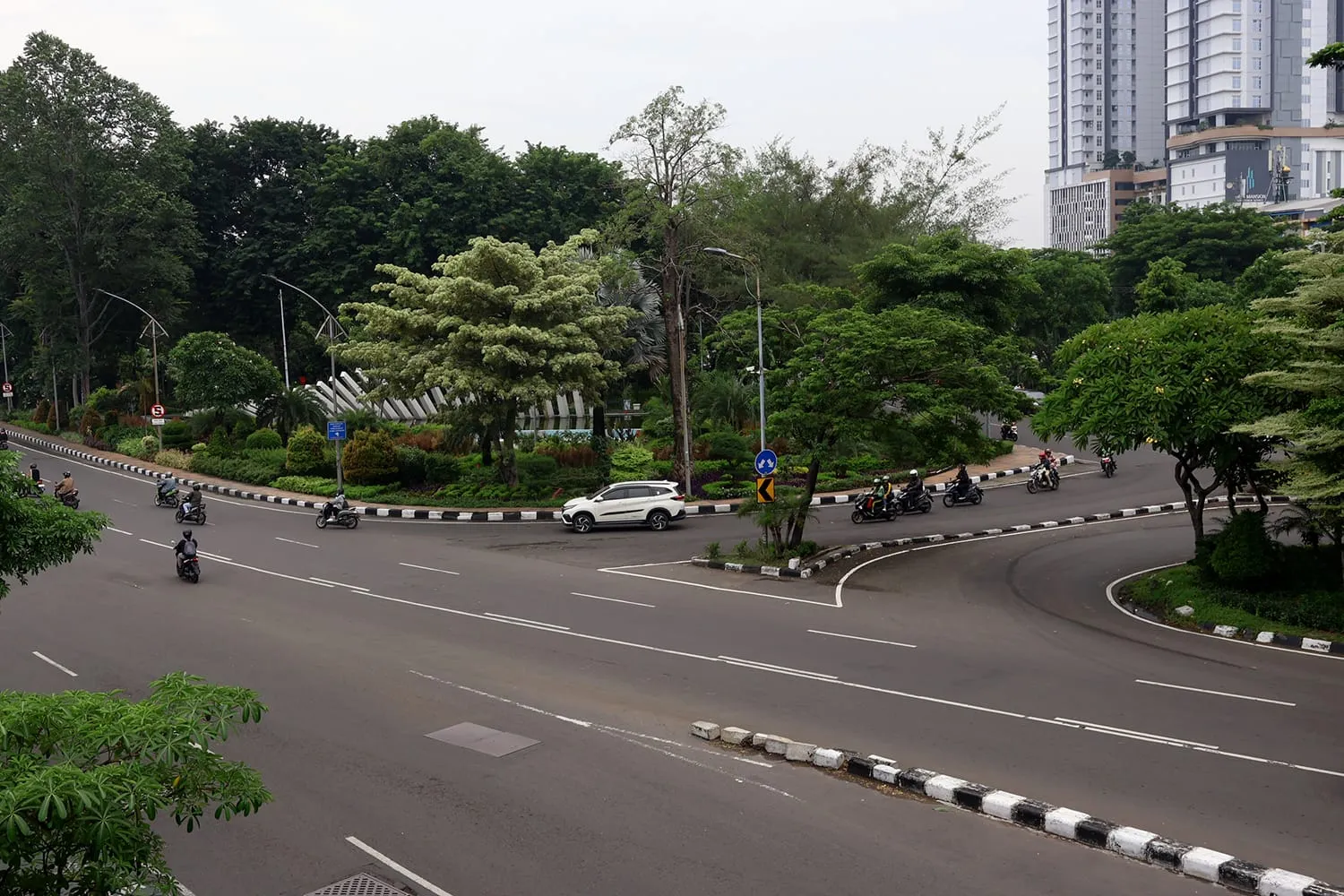 Strategi Pemkot Surabaya Wujudkan Bundaran Dolog Bebas Macet