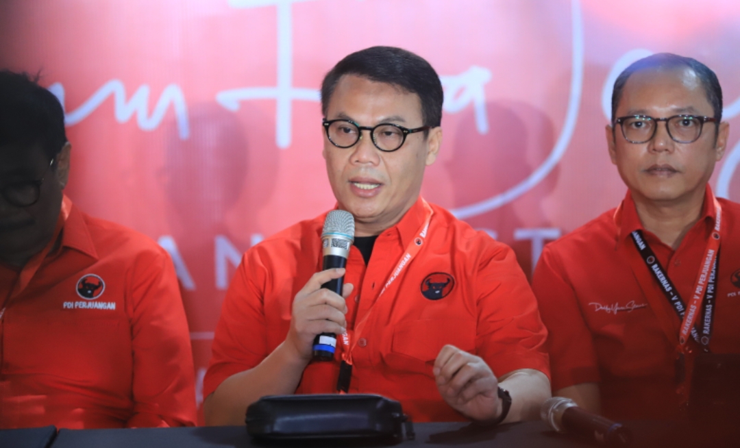 Ketua DPP PDIP, Ahmad Basarah, saat jumpa pers di arena Rakernas V PDIP. (Istimewa)