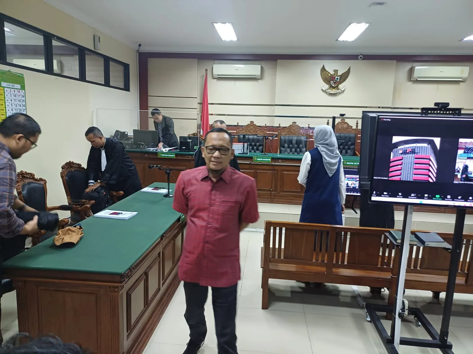 Eks Dua Bupati Probolinggo Didakwa TPPU