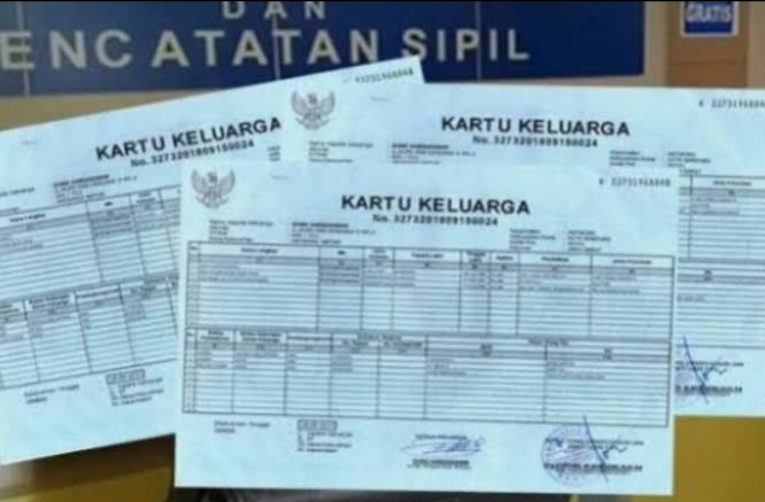 Ilustrasi - Kartu Keluarga (KK)